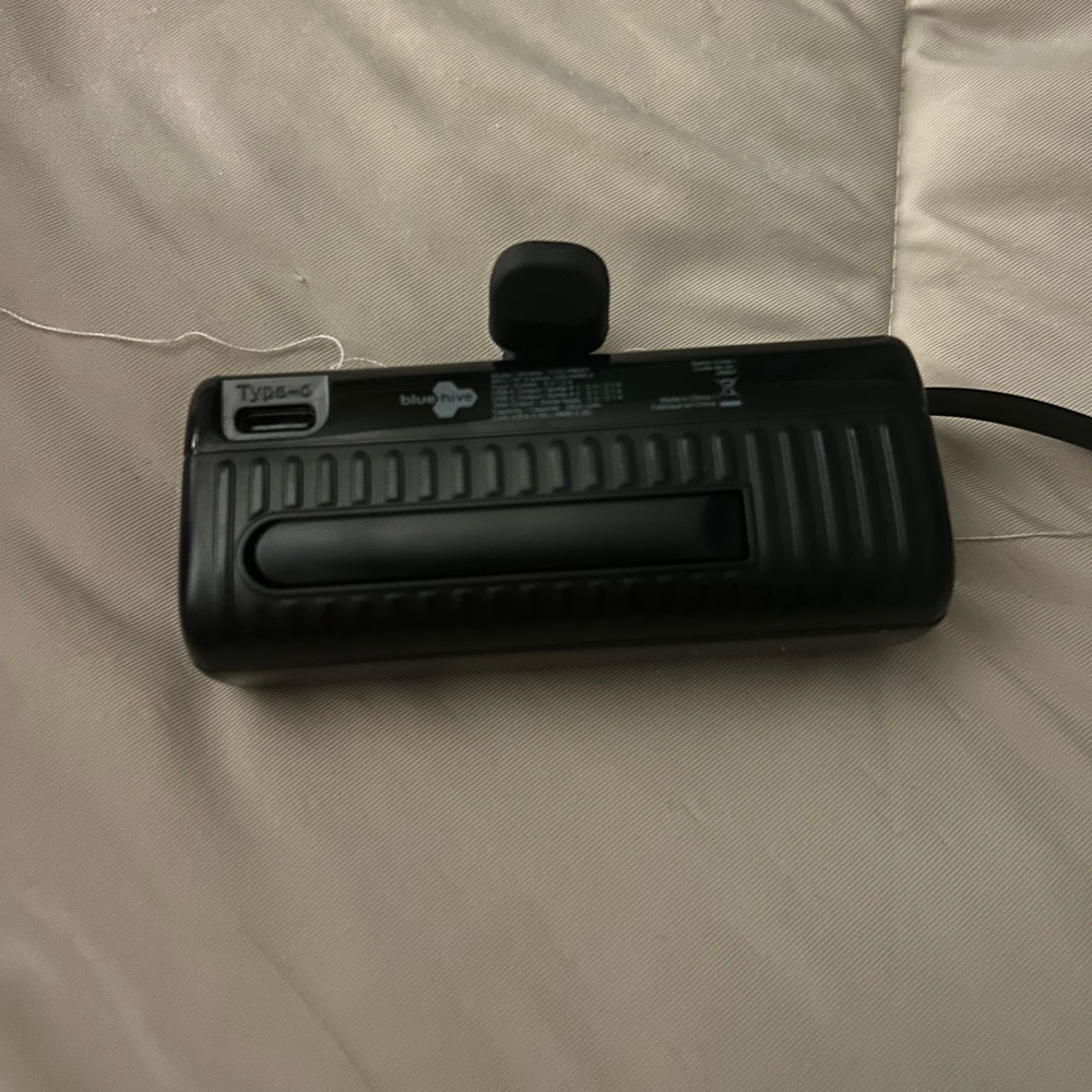 USB-C Portable Charger - Picture 5 of 8